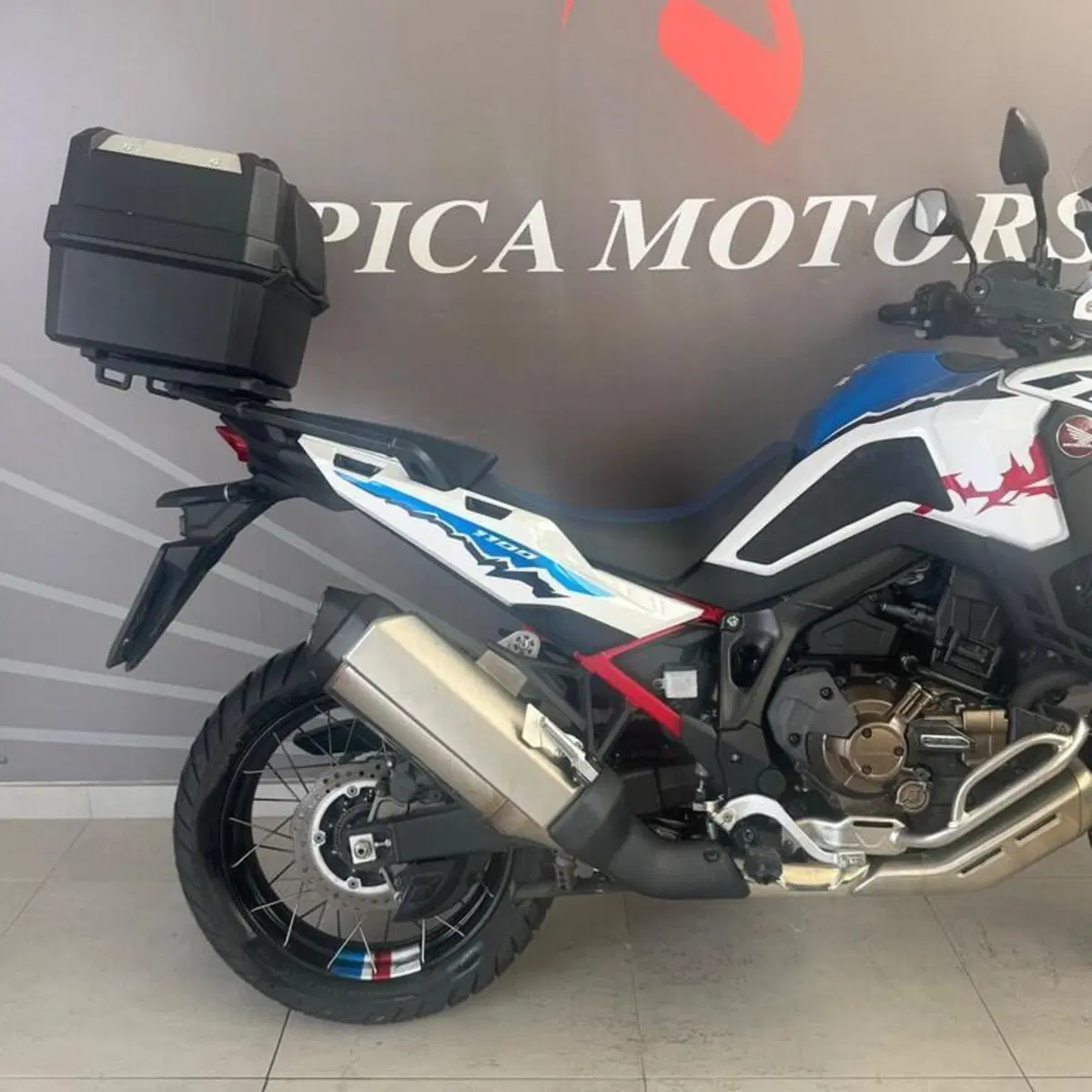 Honda Africa Twin CRF 1100L Urban DCT (2022 - 23) (2)