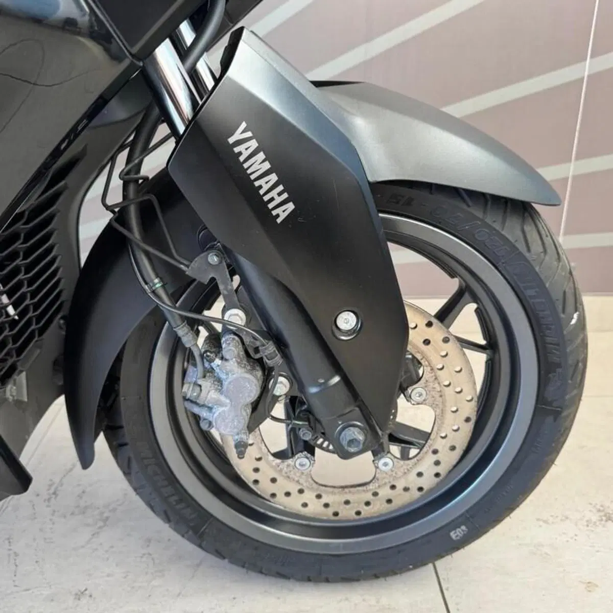 Yamaha X-Max 125 Tech Max (2021 - 24) (4)