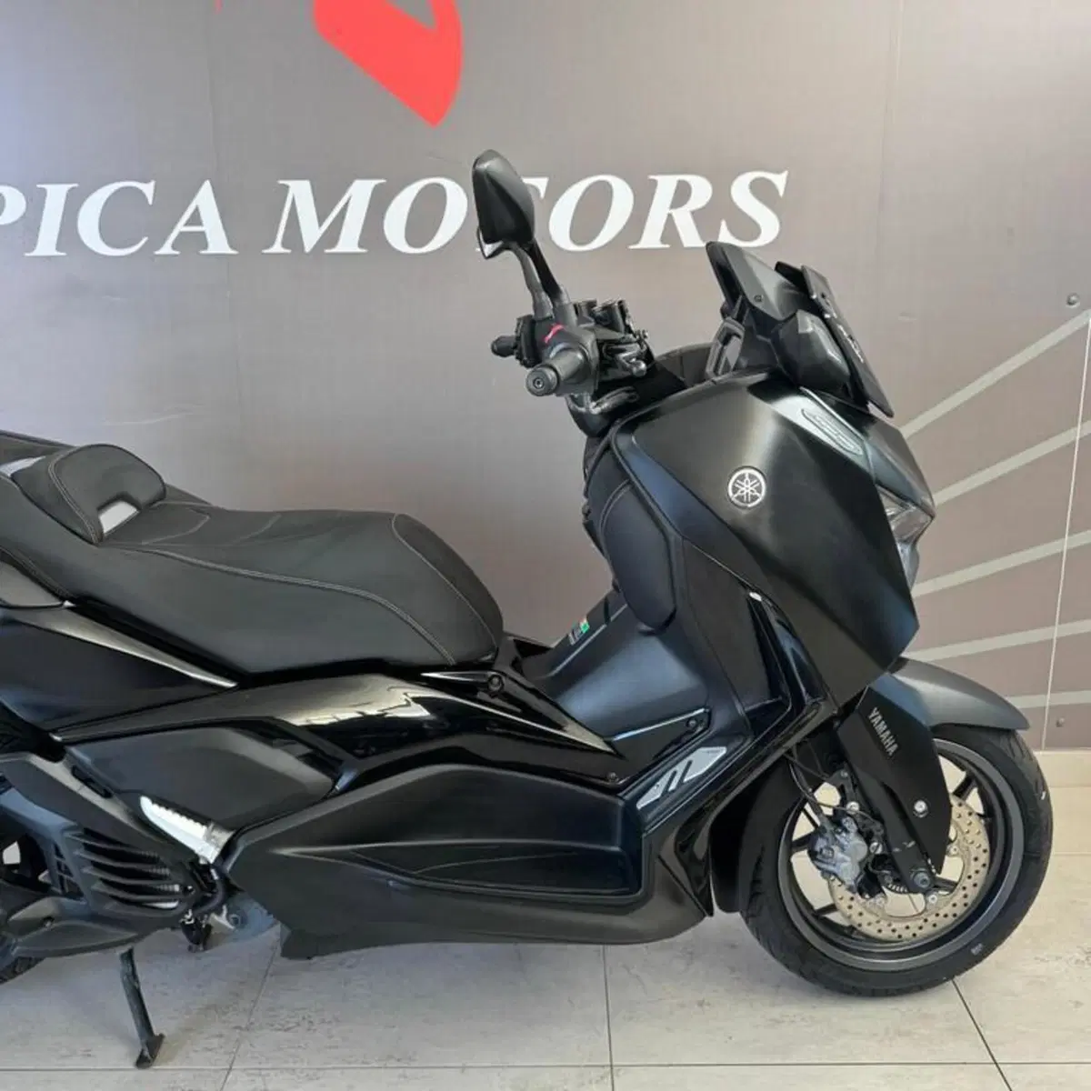 Yamaha X-Max 125 Tech Max (2021 - 24) (3)