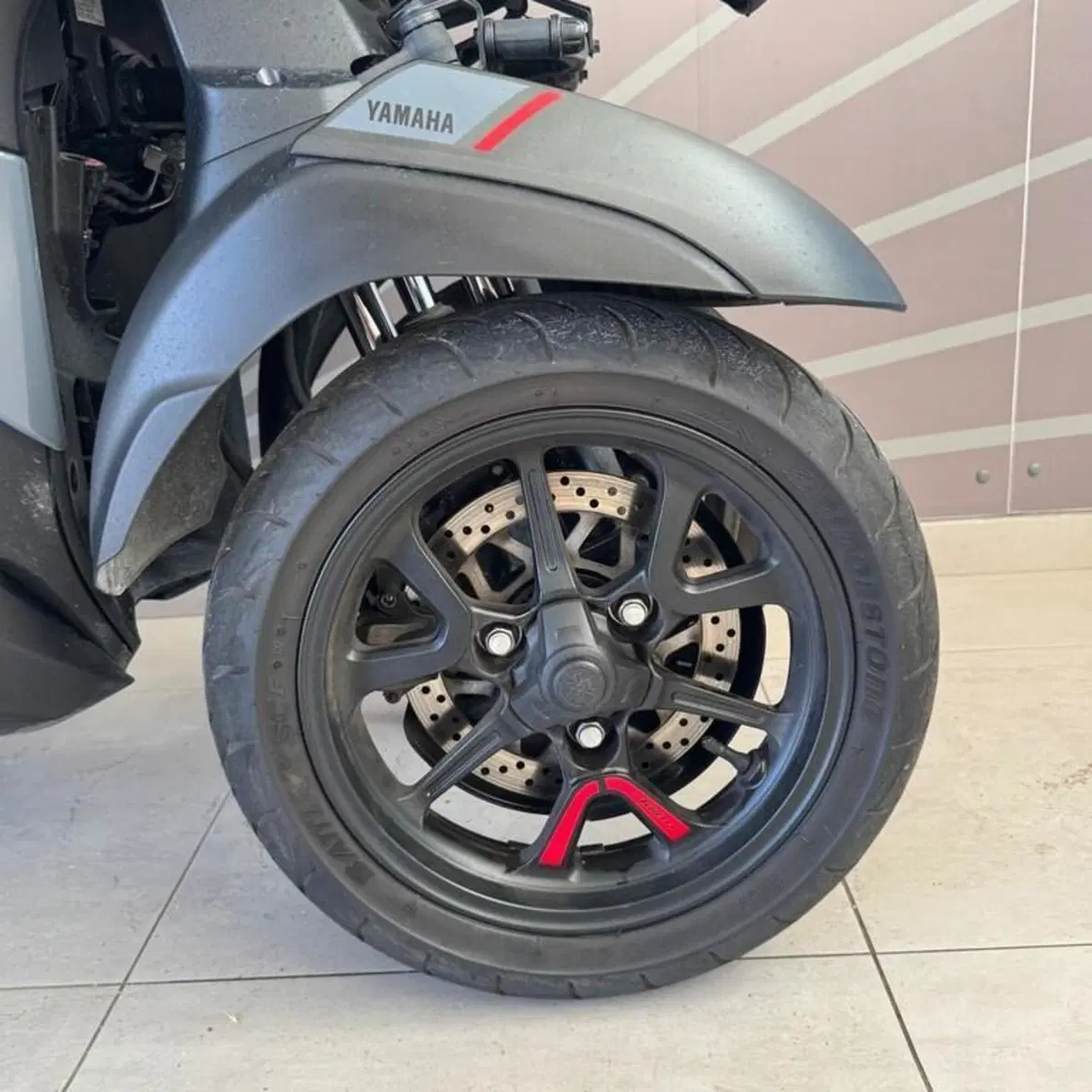 Yamaha Tricity 300 (2021 - 24) (4)