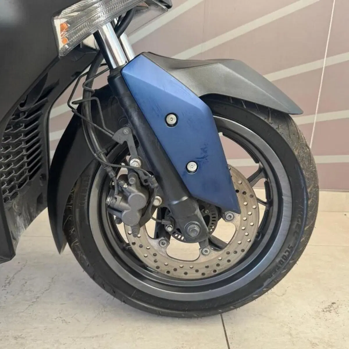 Yamaha X-Max 300 ABS (2017 - 20) (4)