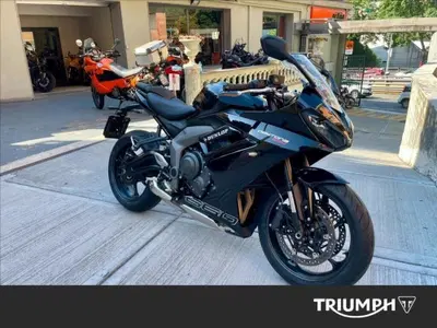 Triumph Daytona 660 (2024 - 26) usata