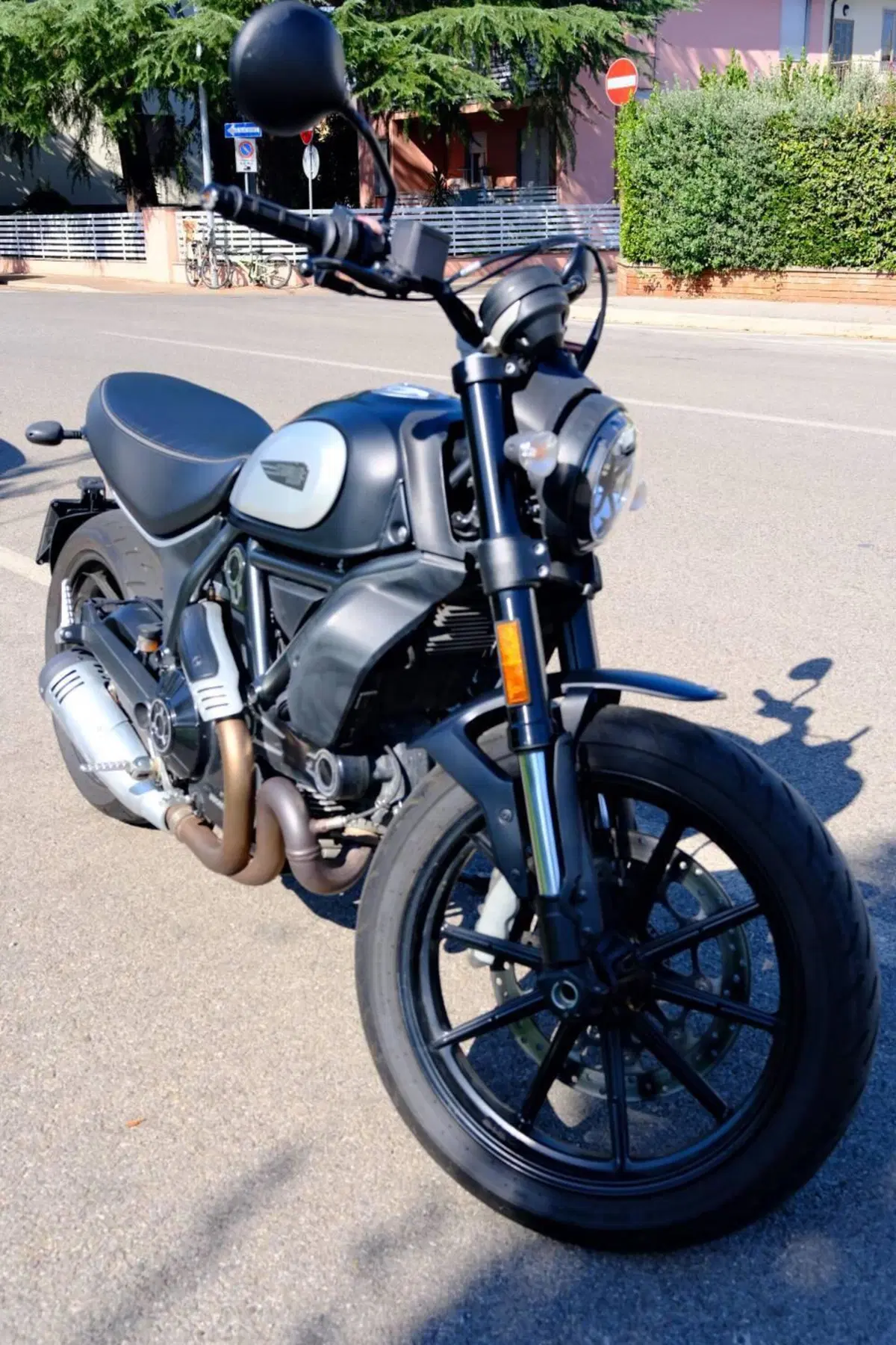 Ducati Scrambler 800 Icon Dark (2021 - 22)