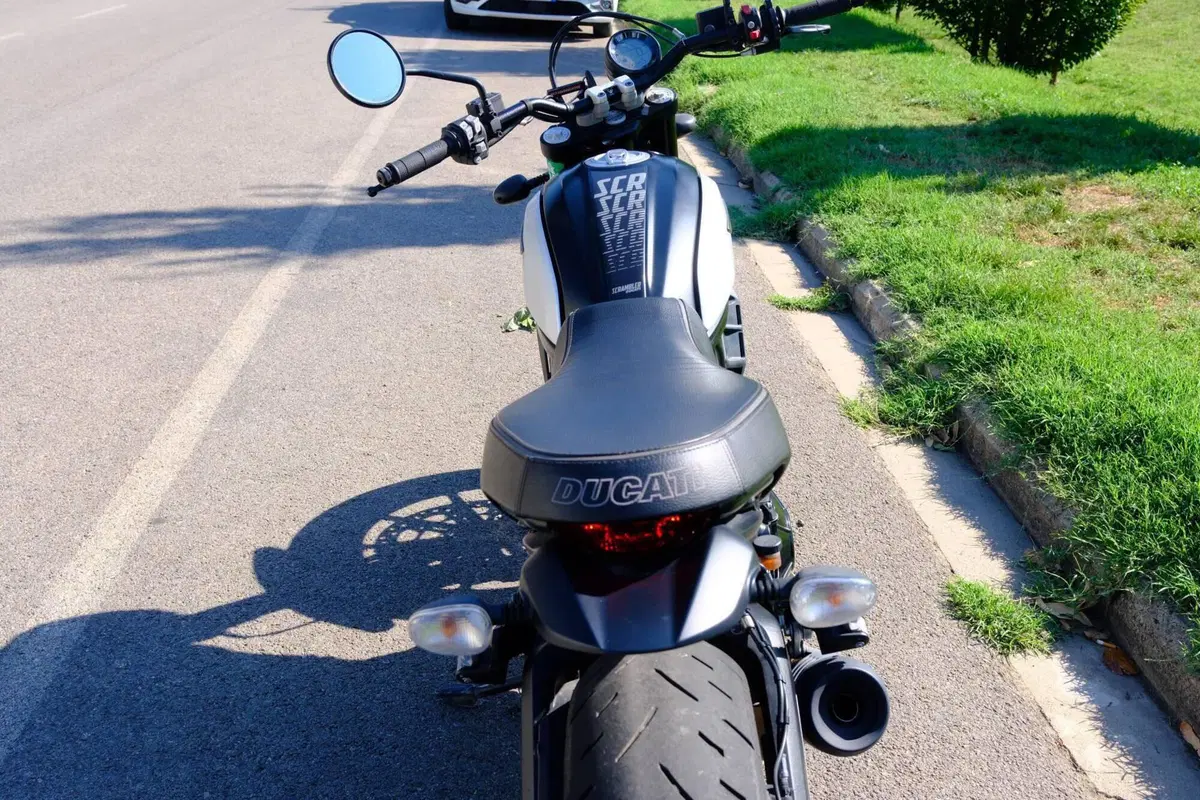 Ducati Scrambler 800 Icon Dark (2021 - 22) (4)