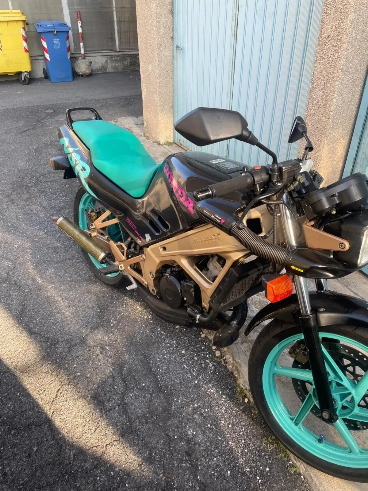 Honda Nsr (3)