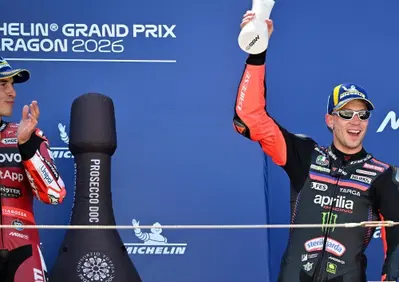 MotoGP 2026. GP di Spagna. Marco Bezzecchi conferma la versione di Marc Márquez: Ha ragione, non si pensa né alla madre, né al cane. Comunque complimenti a lui