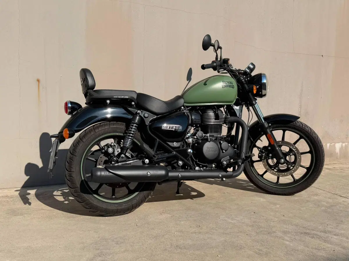 Royal Enfield Meteor 350 (2021 - 26) (5)