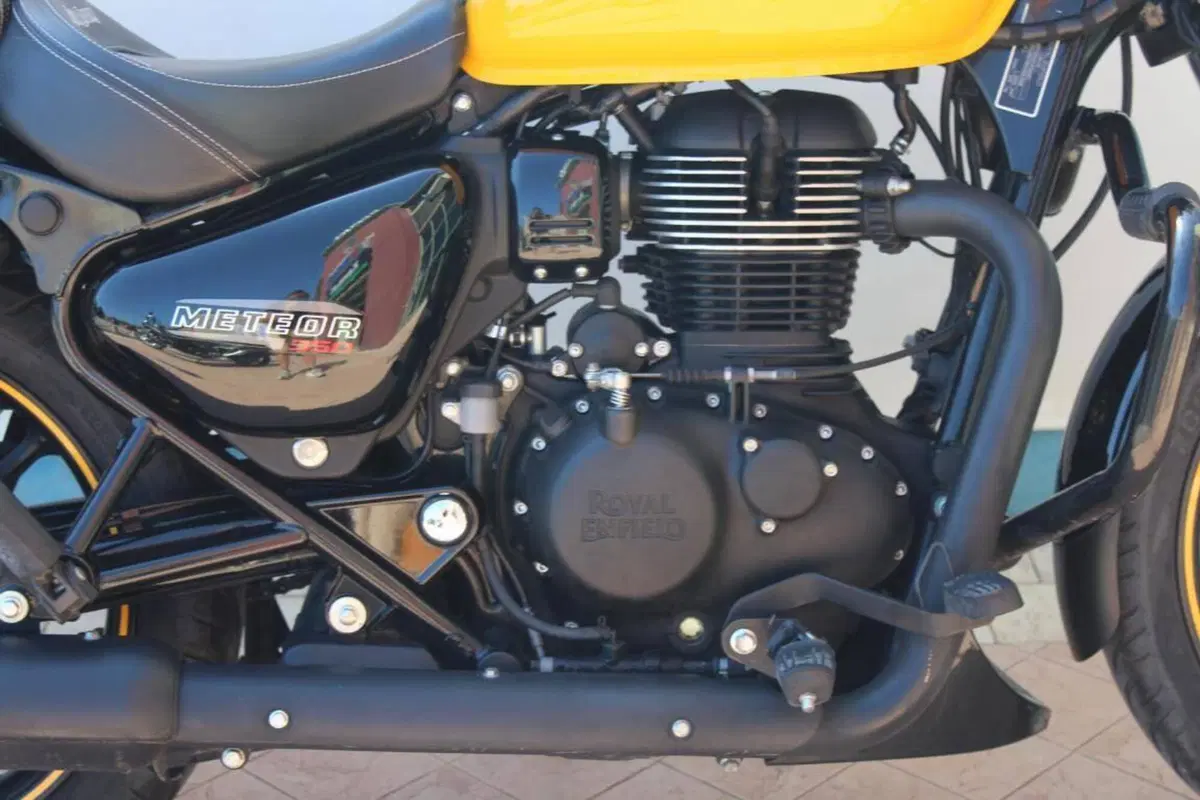 Royal Enfield Meteor 350 (2021 - 26) (7)