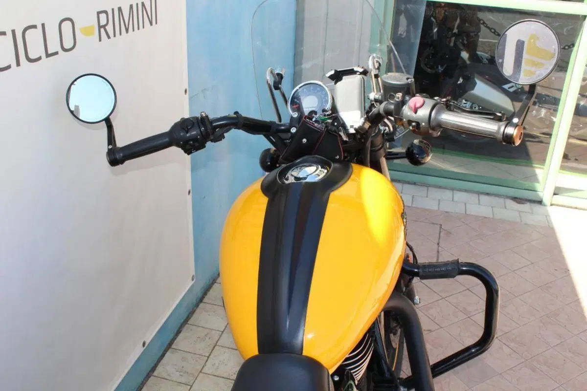 Royal Enfield Meteor 350 (2021 - 26) (10)