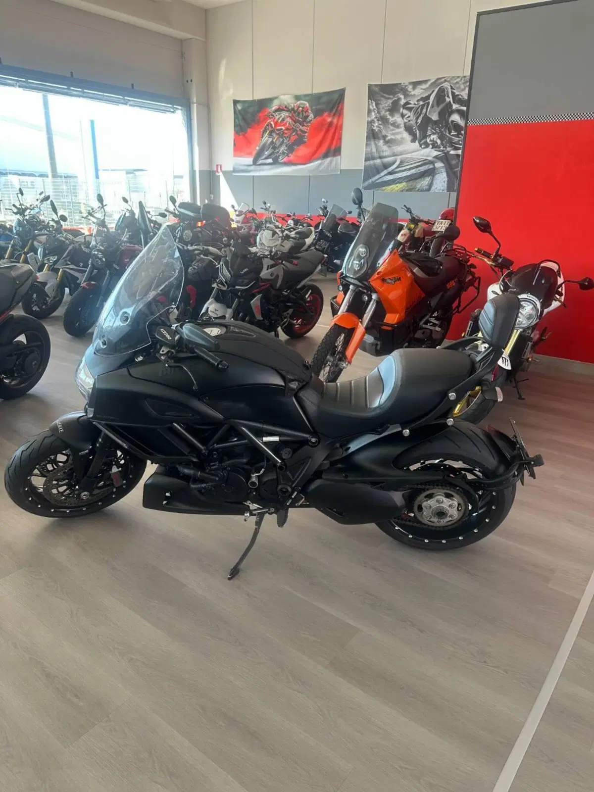 Ducati Diavel 1200 (2017 - 18) (2)