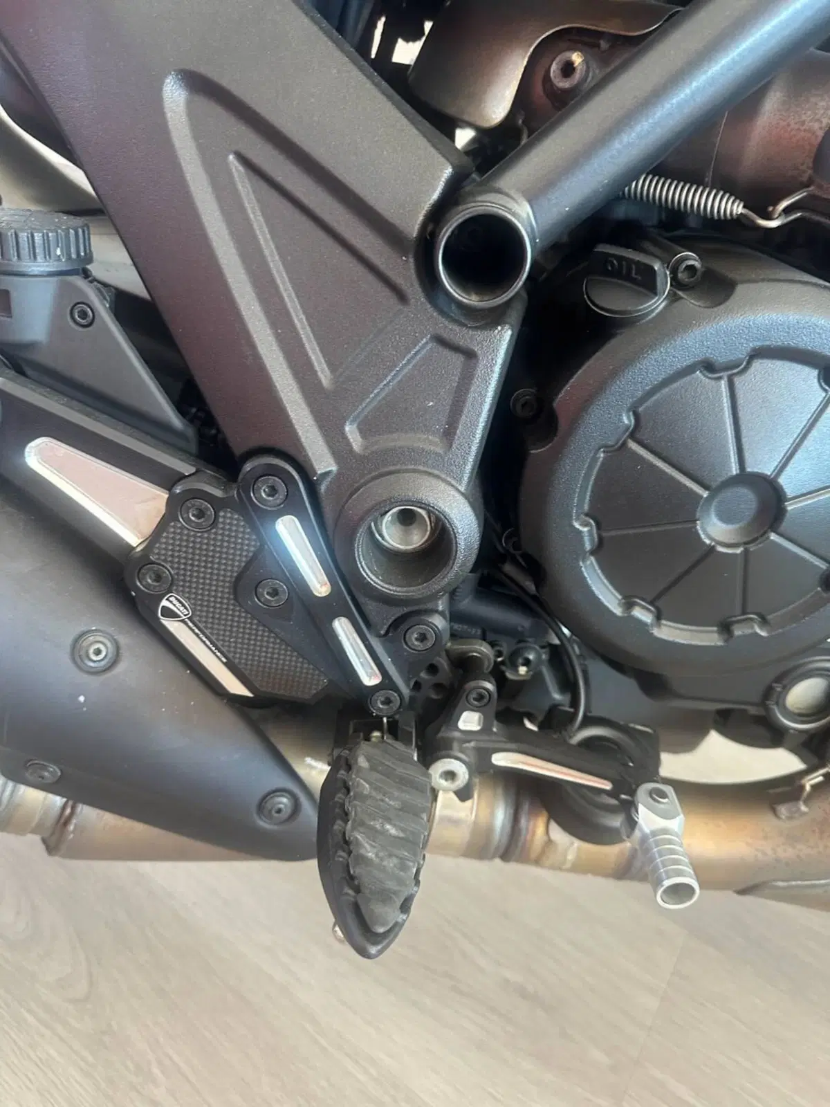 Ducati Diavel 1200 (2017 - 18) (4)