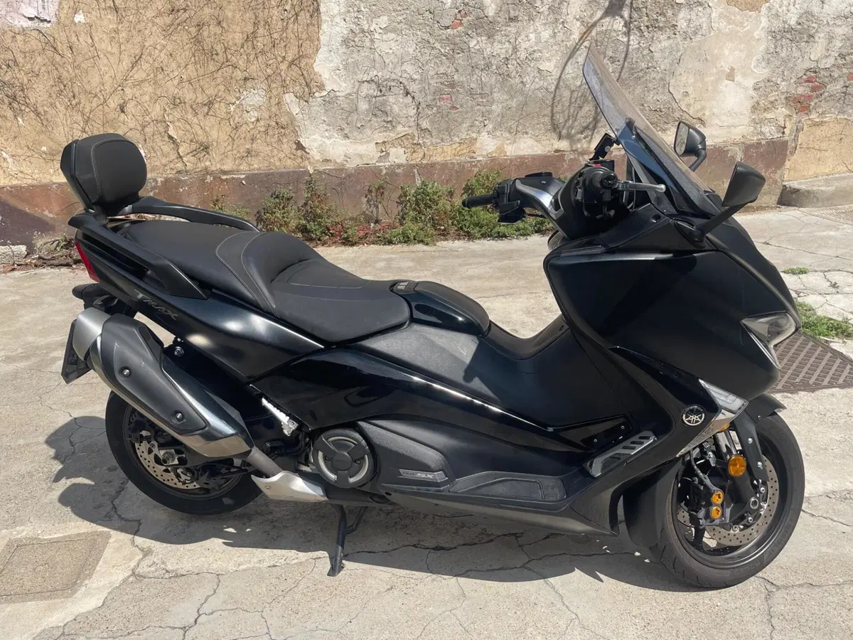 Yamaha T-Max 530 SX (2017 - 19) (2)