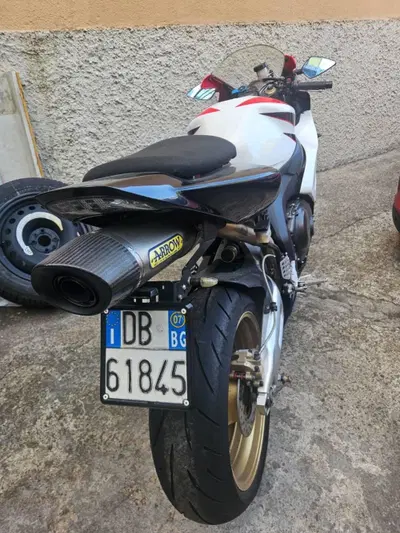 Honda CBR 1000 RR Fireblade (2006 - 07) usata