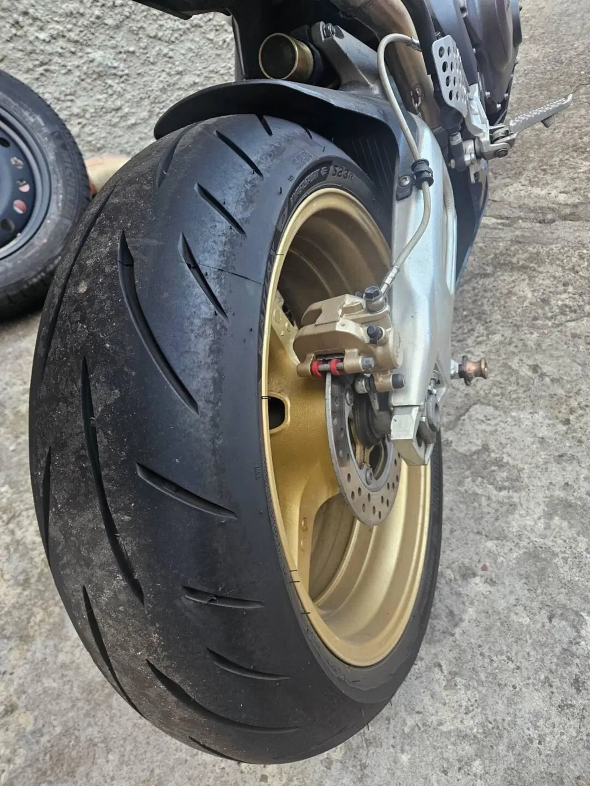 Honda CBR 1000 RR Fireblade (2006 - 07) (5)