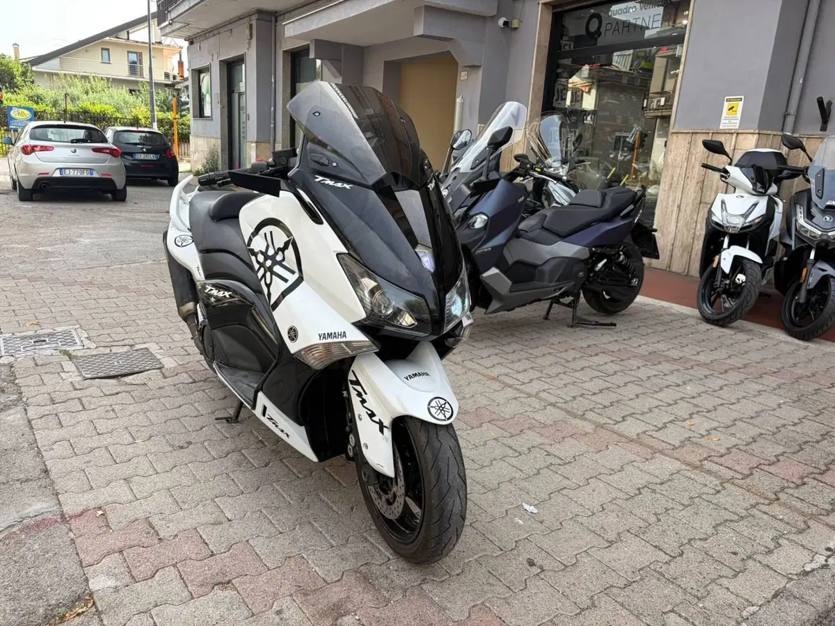 Yamaha T-Max 530 (2012 - 14) (2)