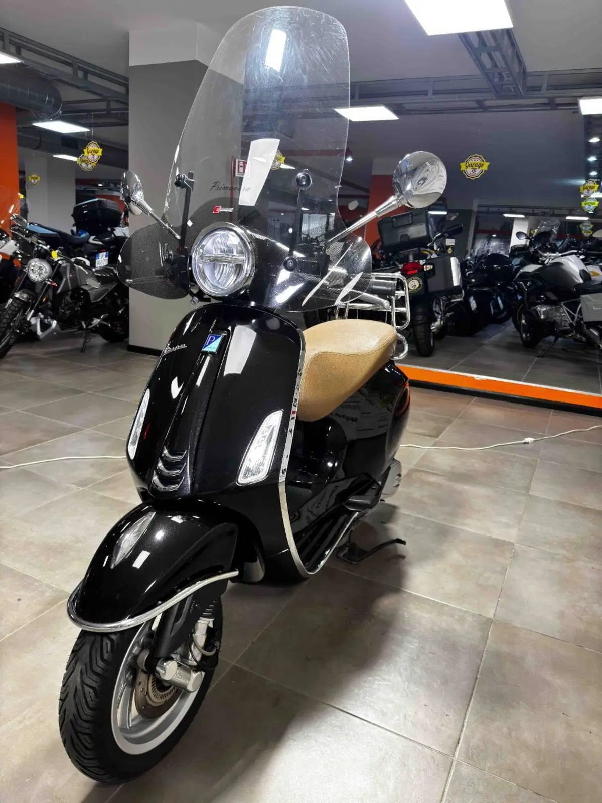 Vespa Primavera 150 (2024 - 25) (3)
