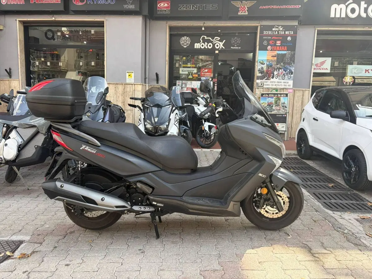 Kymco X-Town 300i ABS (2016 - 20)