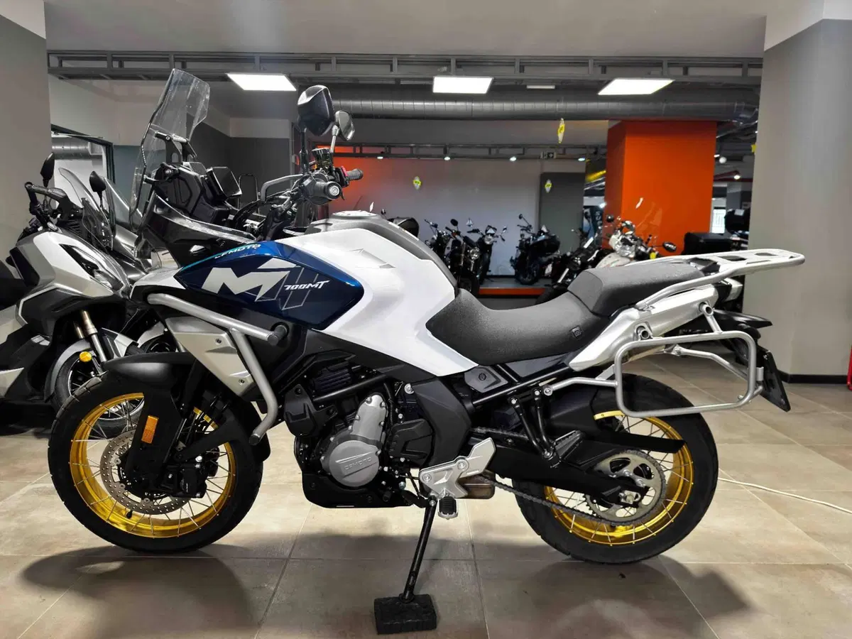 CFMOTO 700MT Adventure (2025 - 26) (4)