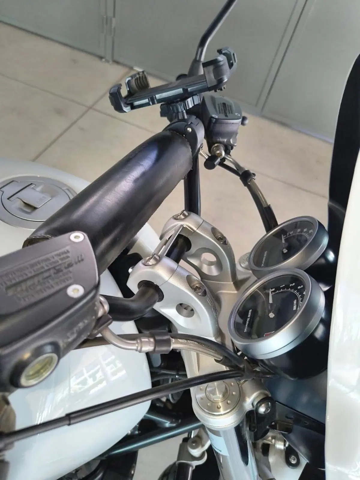 Bmw R nineT 1200 Scrambler (2016 - 20) (12)