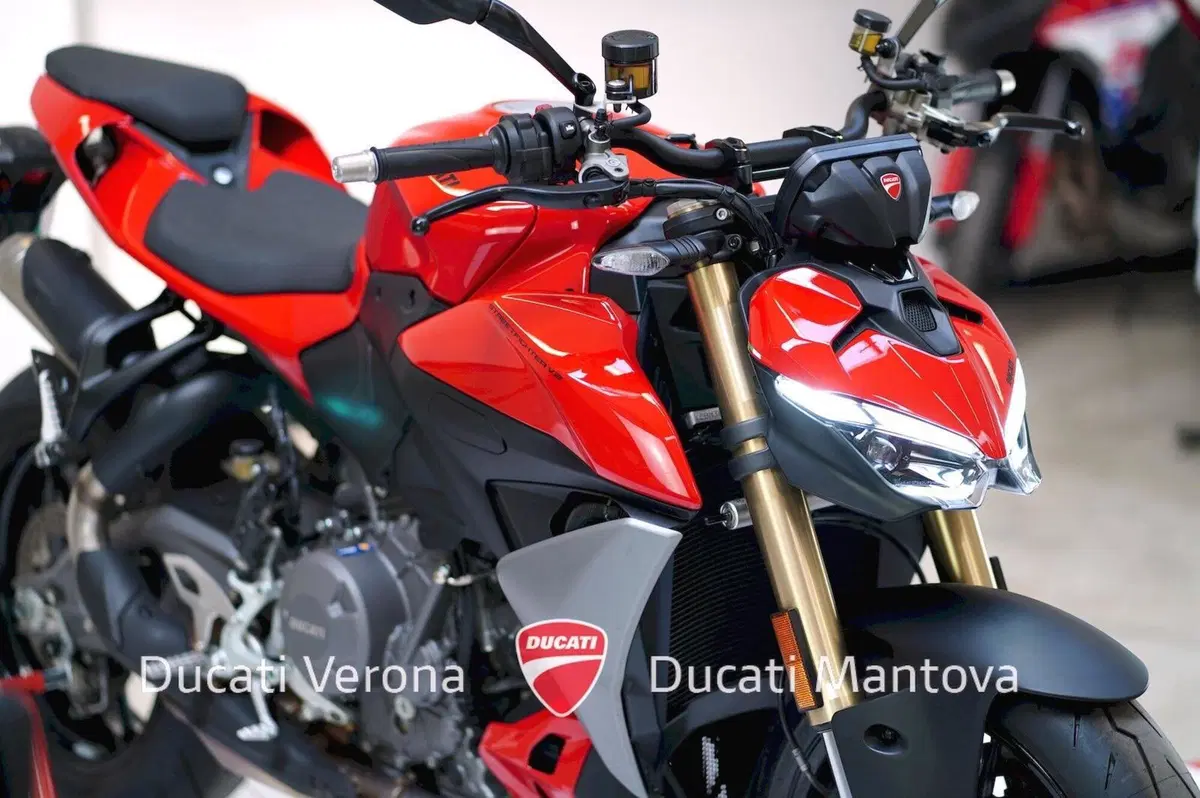 Ducati Streetfighter V2 (2025 - 26) (9)