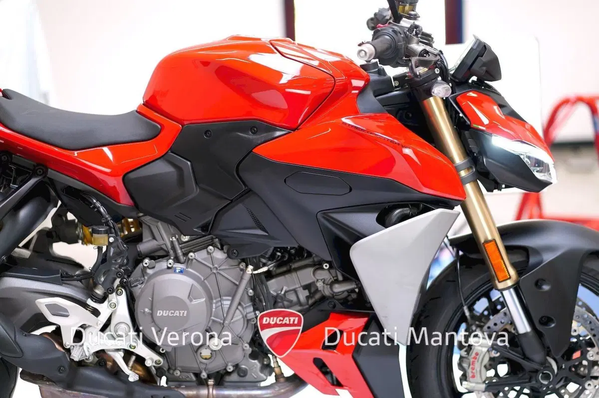 Ducati Streetfighter V2 (2025 - 26) (10)