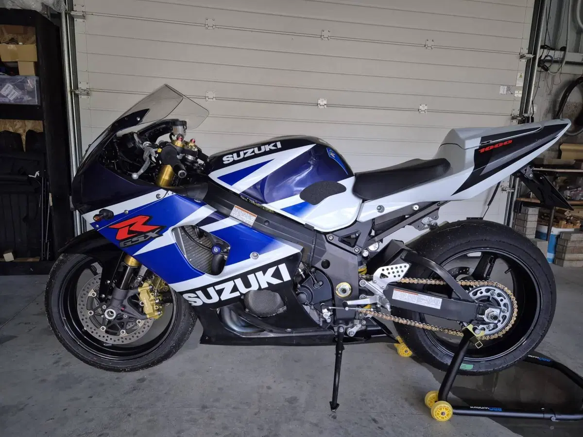 Suzuki GSX-R1000 (2003 - 04) (2)