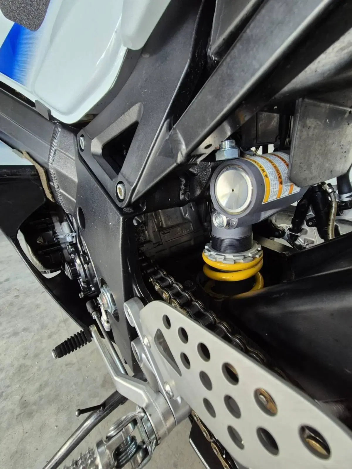 Suzuki GSX-R1000 (2003 - 04) (5)