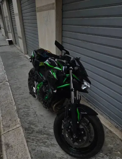 Kawasaki Z 650 (2025 - 26) usata
