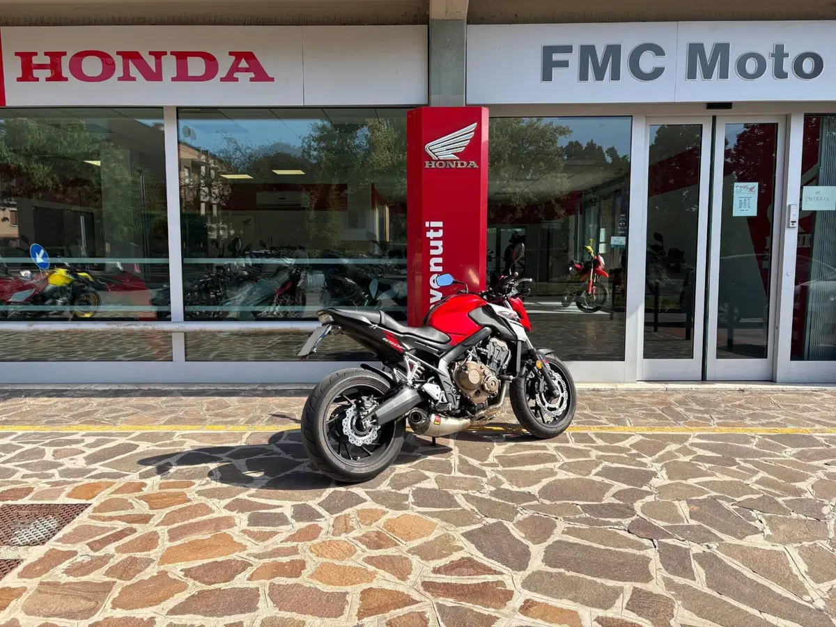 Honda CB 650 F (2017 - 18) (6)