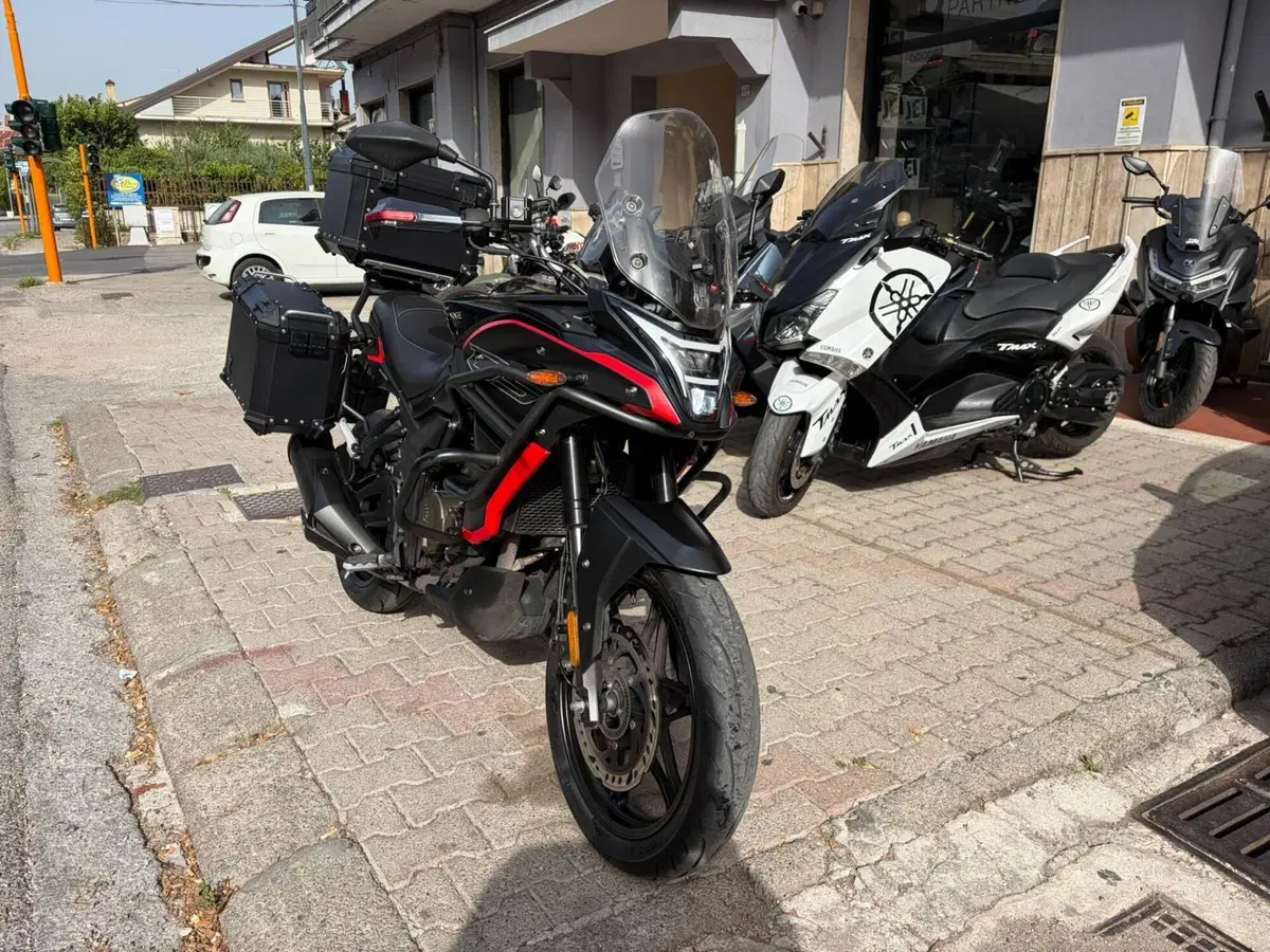 Voge Valico 300DS (2021 - 24) (3)