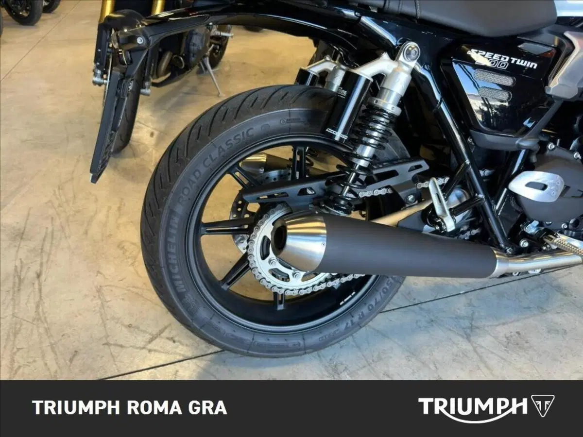 Triumph Speed Twin 900 (2025 - 26) (5)