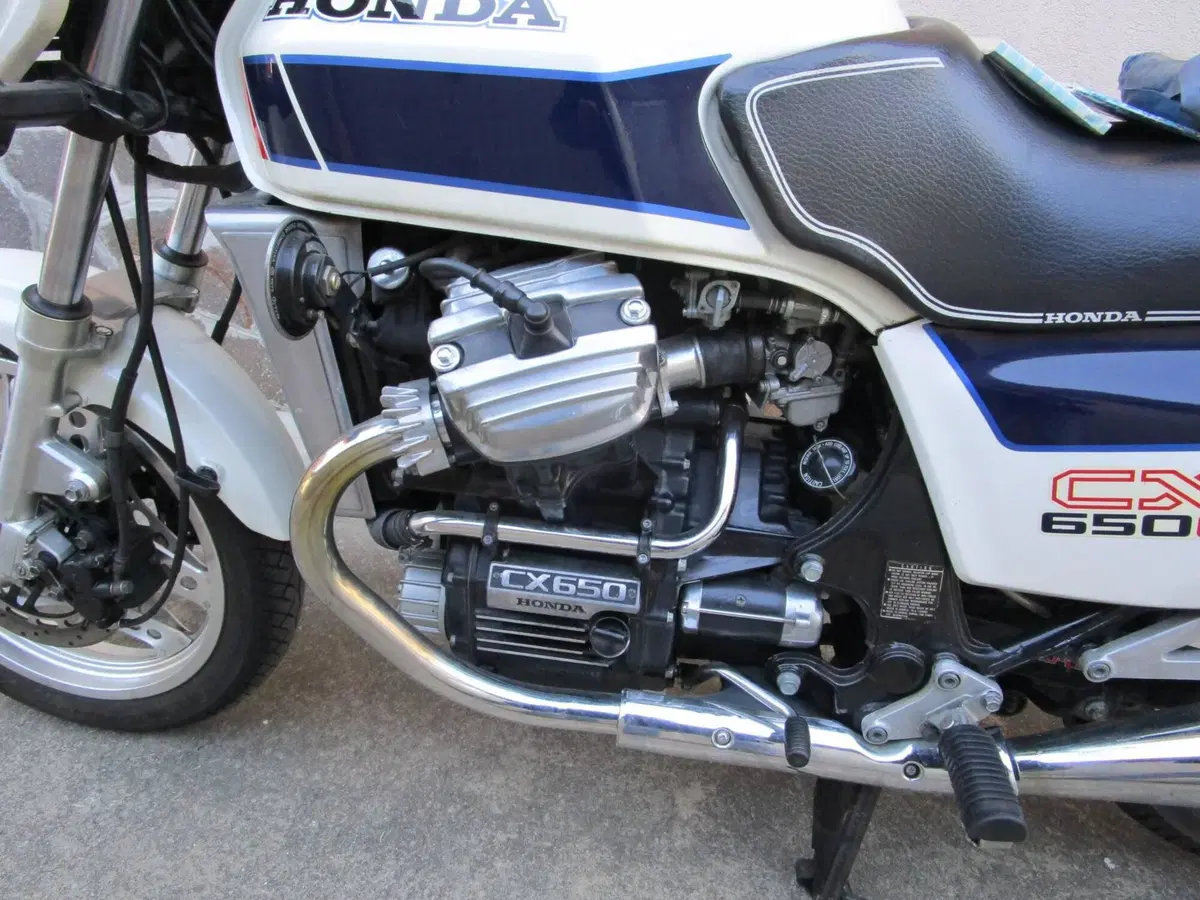 Honda CX 650 E (2)