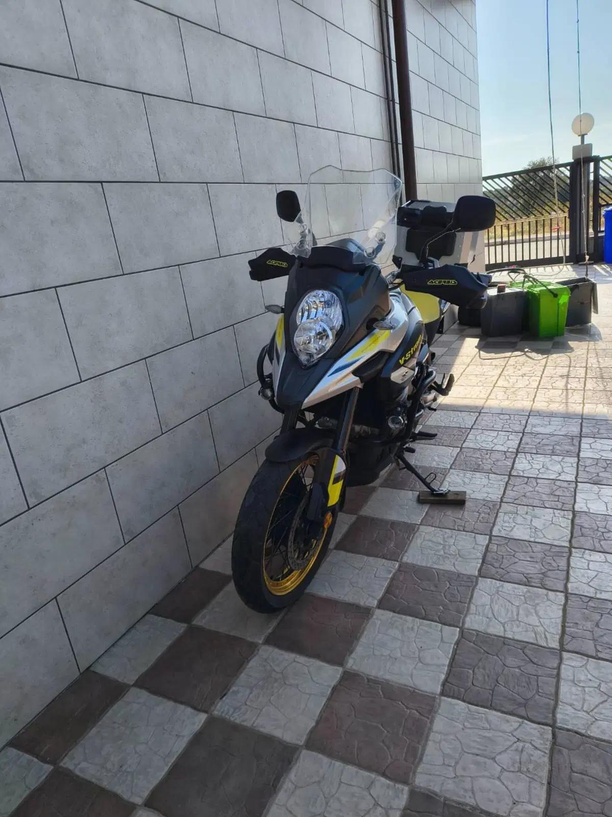 Suzuki V-Strom 1000XT (2017 - 20) (2)