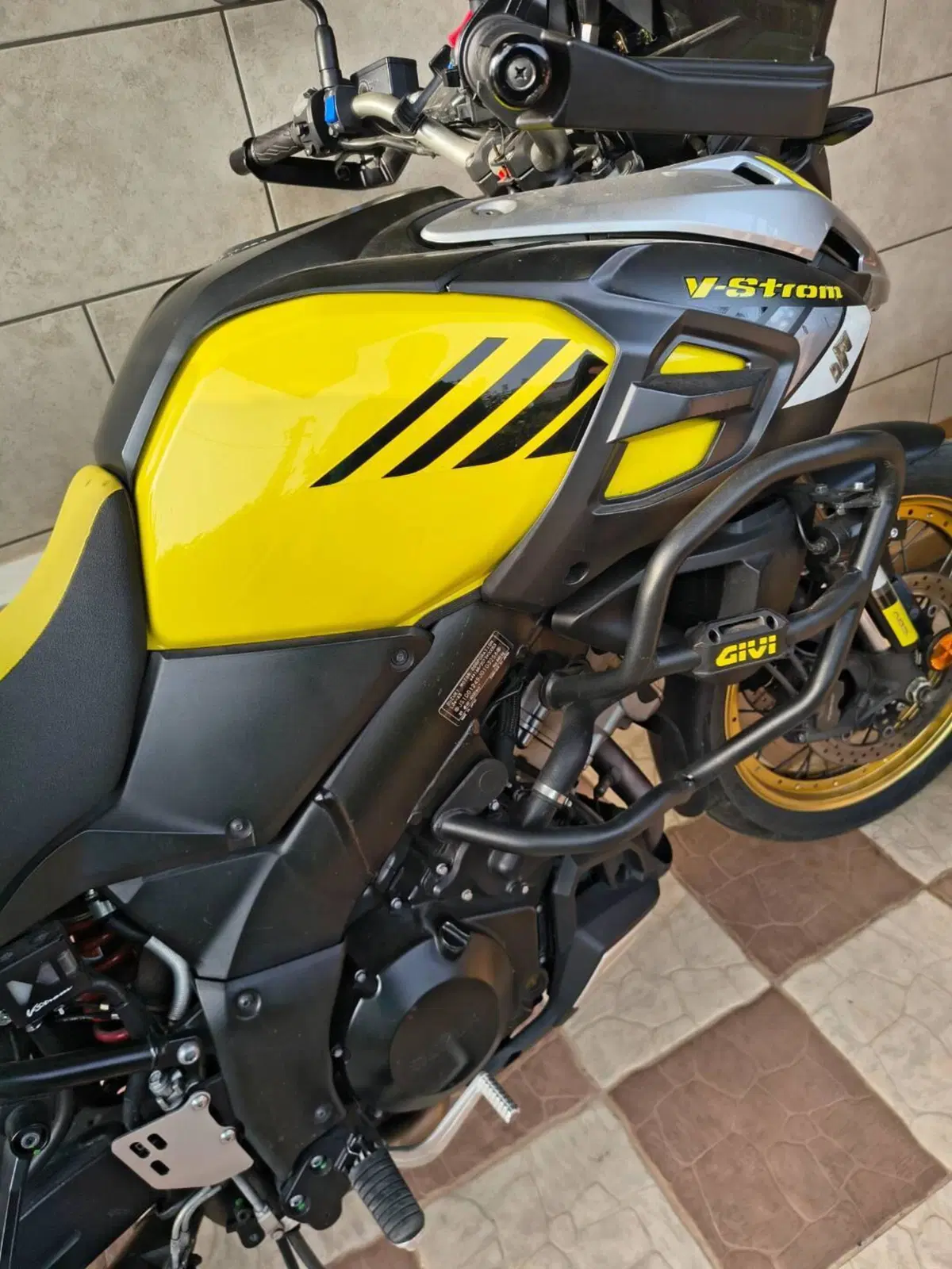Suzuki V-Strom 1000XT (2017 - 20) (4)