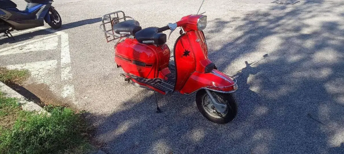 Innocenti Lambretta 150 DL (3)