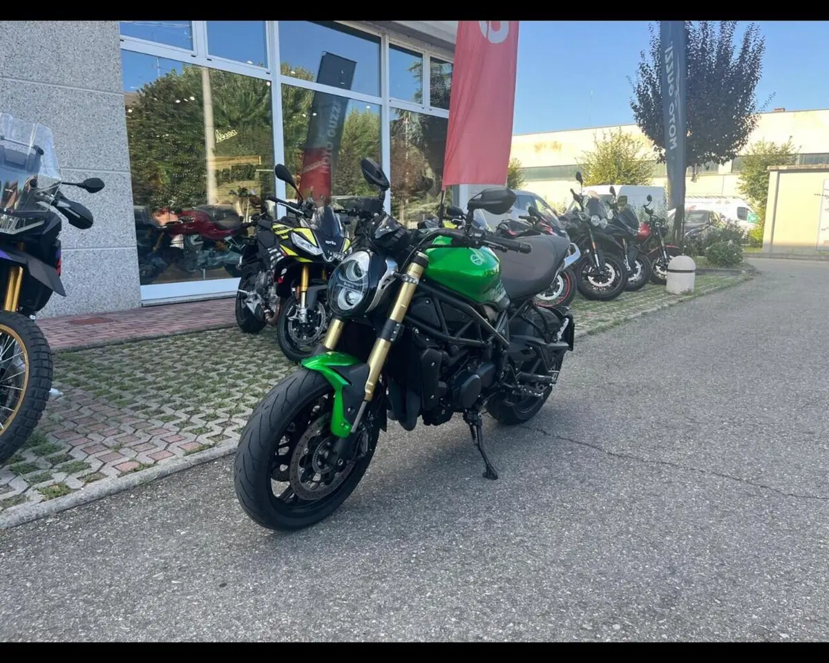 Benelli 752 S (2022 - 25)