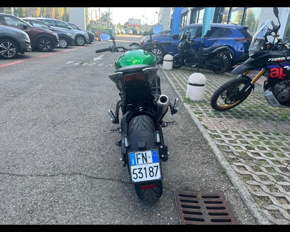 Benelli 752 S (2022 - 25) (6)