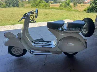 Piaggio VN 125 Faro Basso d'epoca