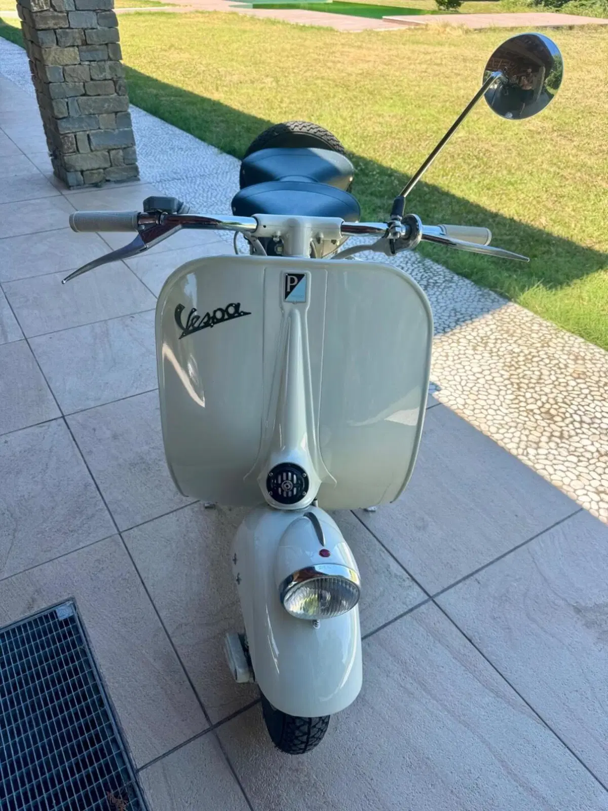 Piaggio VN 125 Faro Basso (4)