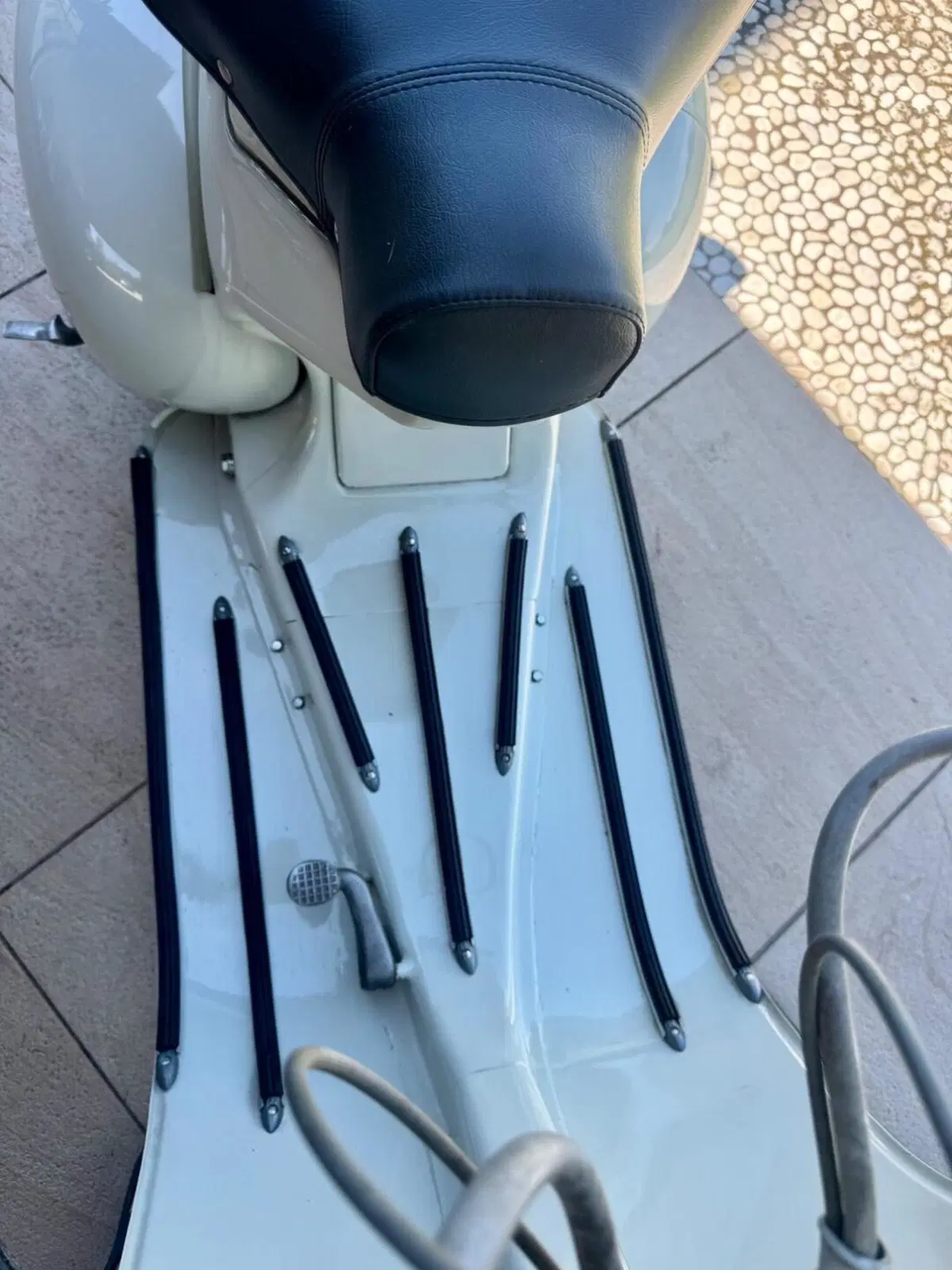 Piaggio VN 125 Faro Basso (8)