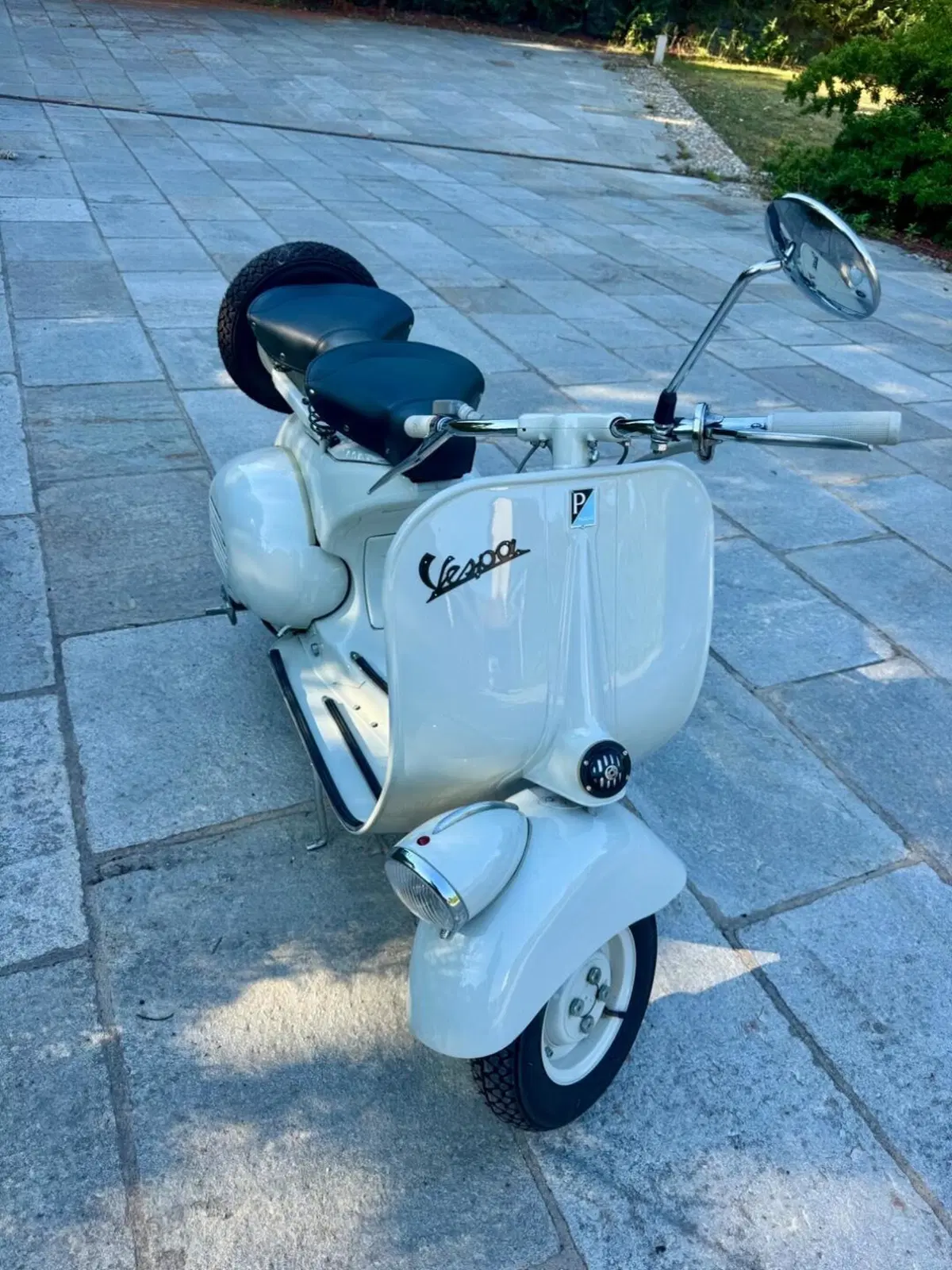 Piaggio VN 125 Faro Basso (10)