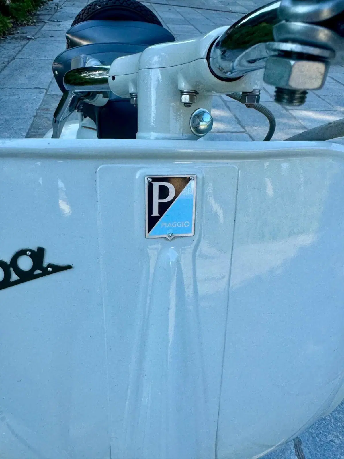 Piaggio VN 125 Faro Basso (11)