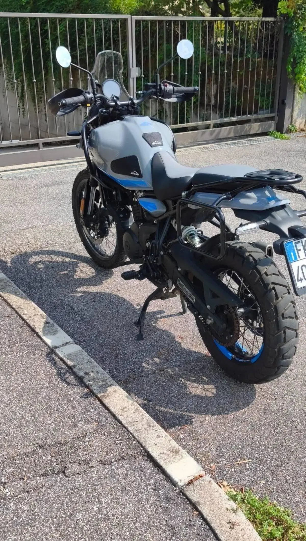 Royal Enfield Himalayan 450 (2024 - 26) (2)