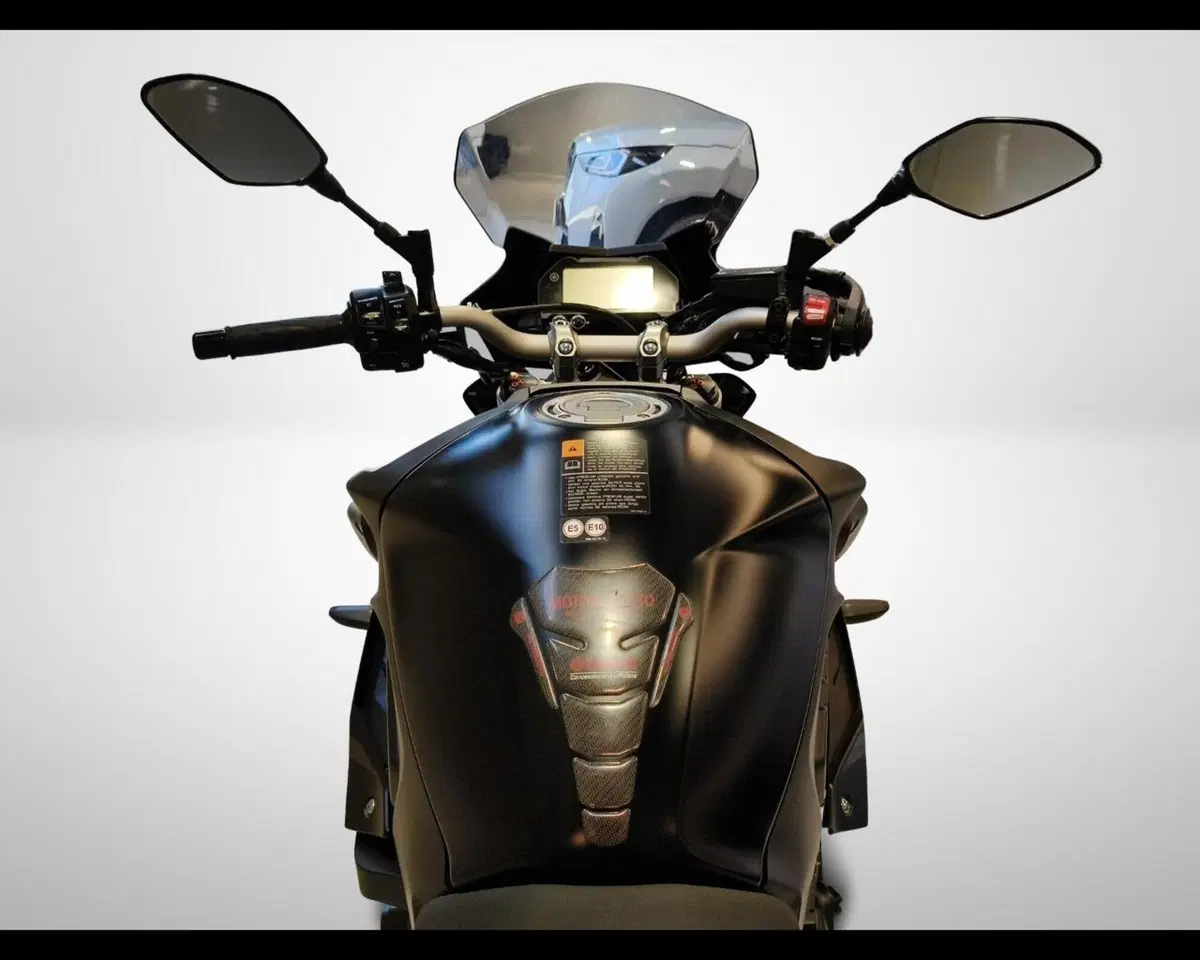 Yamaha MT-10 (2017 - 20) (12)