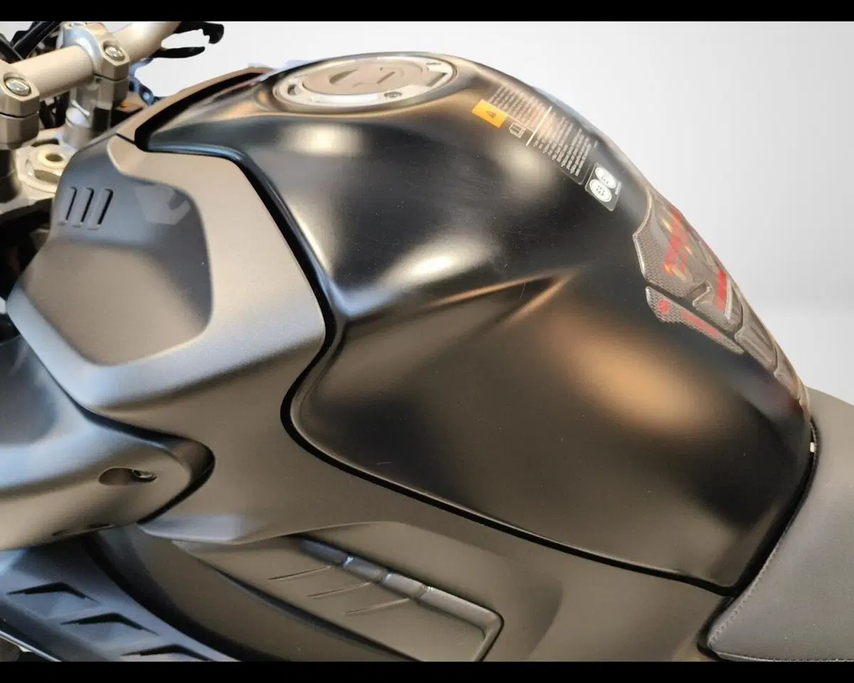 Yamaha MT-10 (2017 - 20) (23)