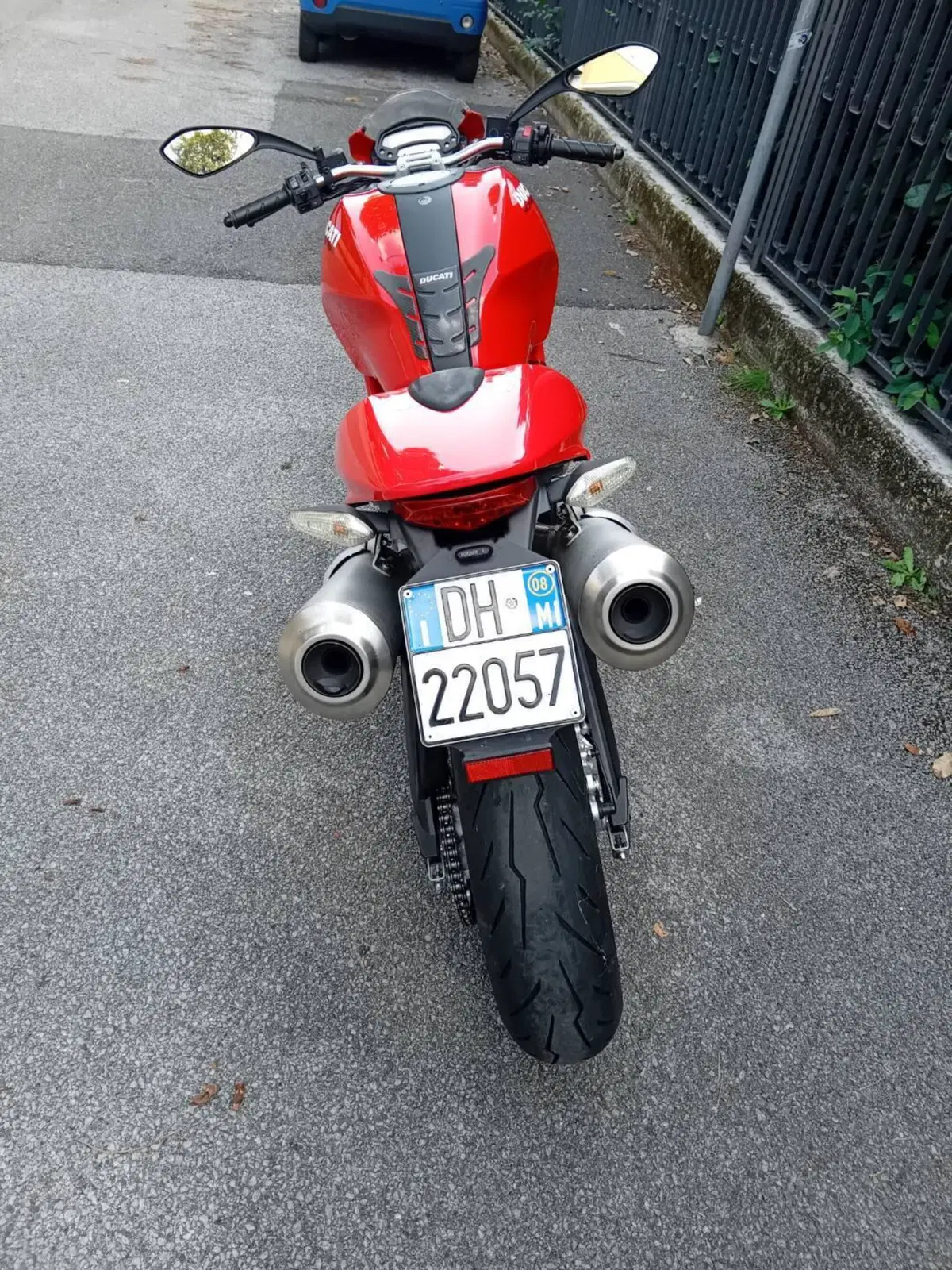 Ducati Monster 696 (2008 - 13) (3)