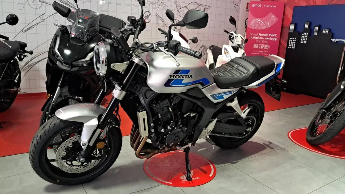 Honda CB 1000 F (2026) (3)