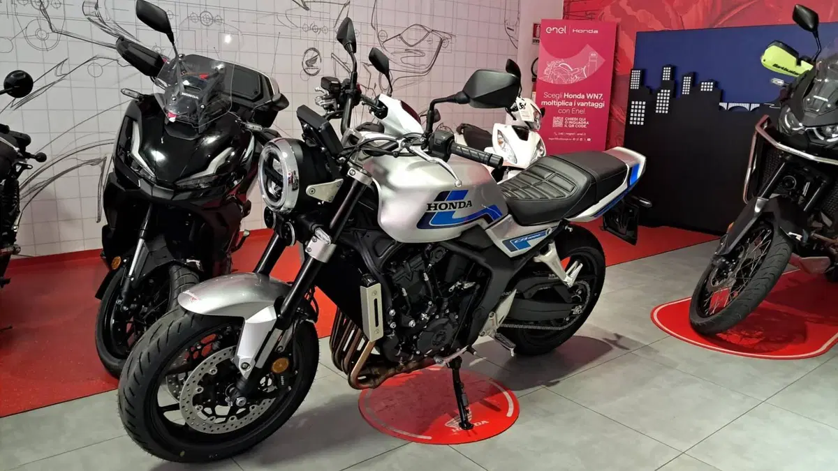 Honda CB 1000 F (2026) (5)