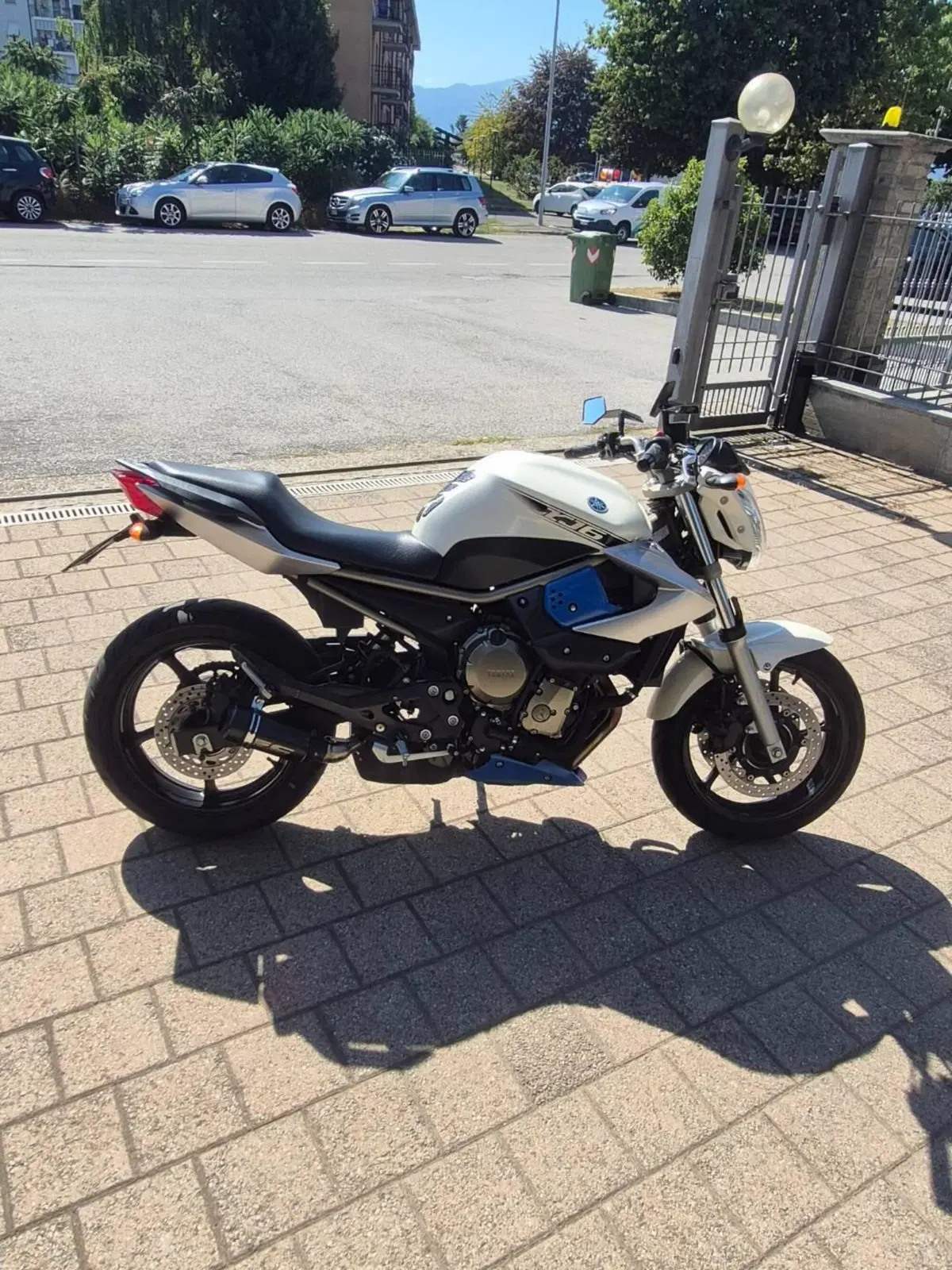 Yamaha XJ6 (2008 - 15) (6)