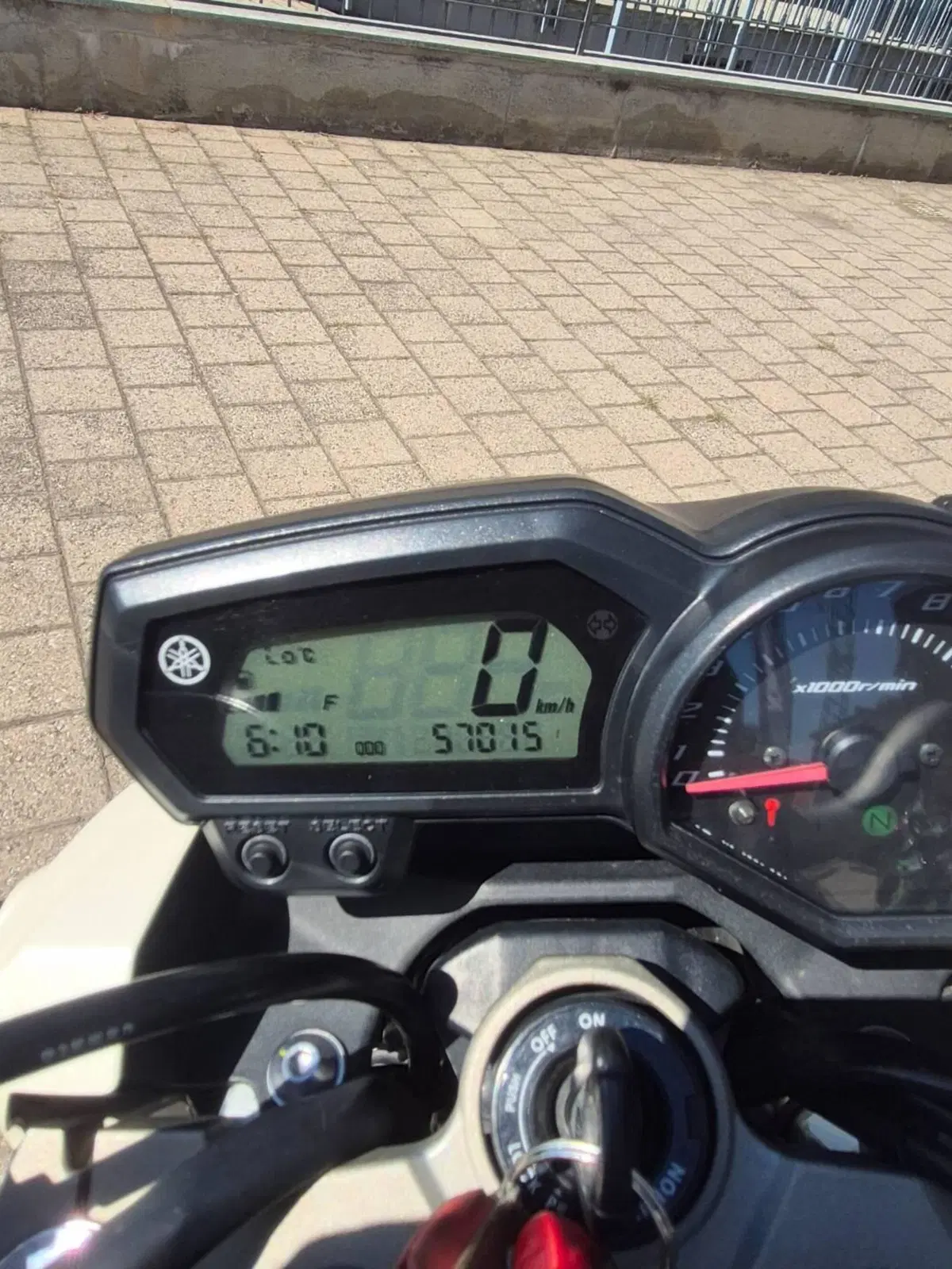 Yamaha XJ6 (2008 - 15) (10)